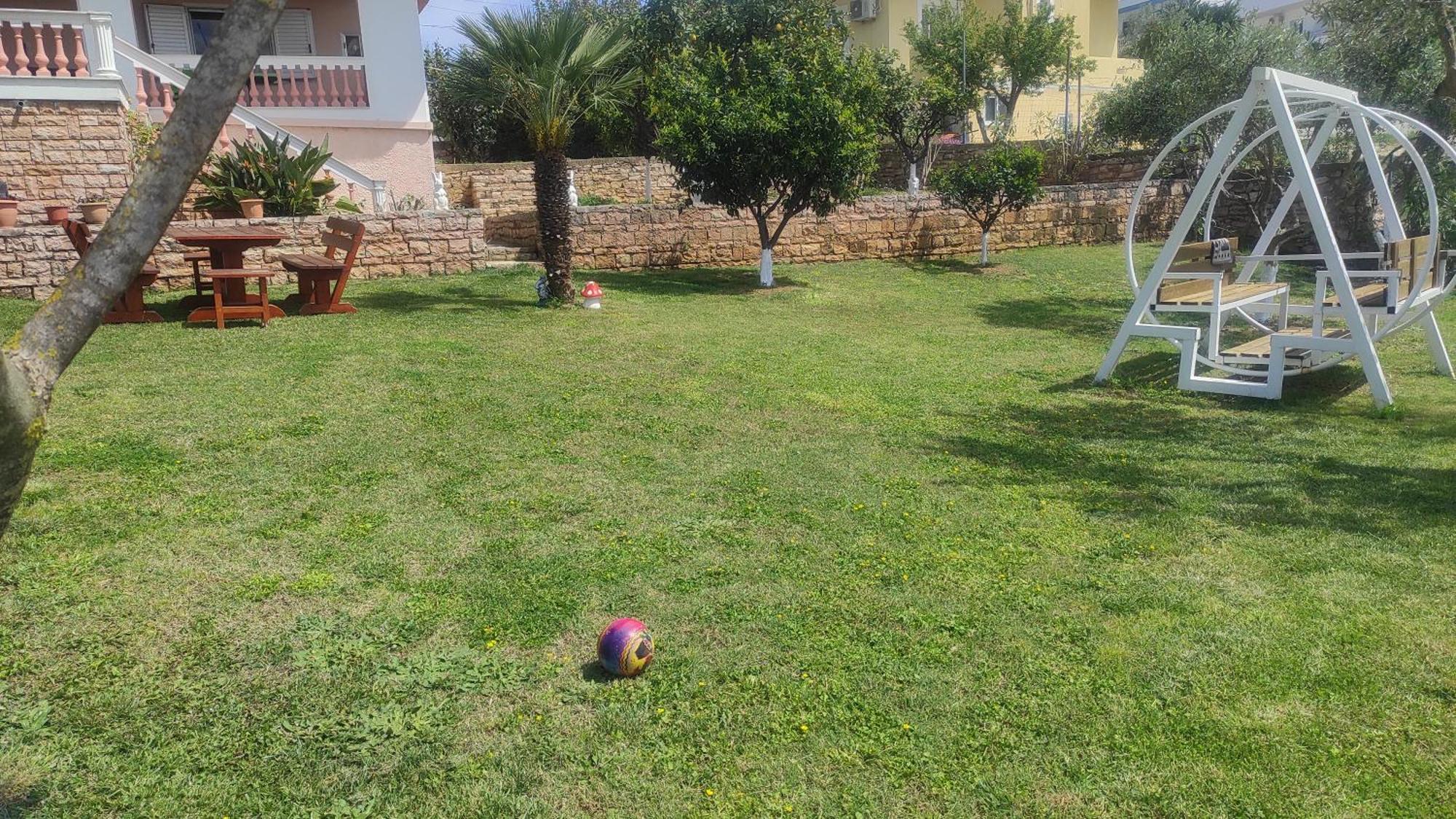 קסאמיל Four Seasons Apartments מראה חיצוני תמונה